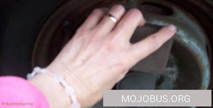 Unser Teufel bekommt neue Wohnmobil-Felgen-Farbe