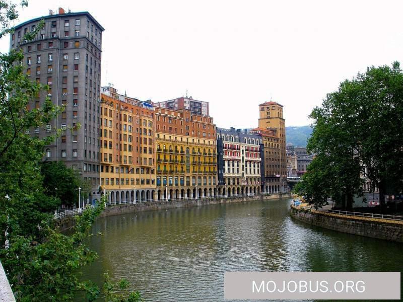 Bilbao und Guggenheim eine Großstadt mit Flair