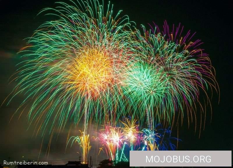 Luna nimmt Form an/ Laser-Entferungsmessungen