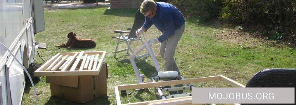 Fensterrahmen Selbsteinbau im Happy Truck Wohnmobil :-)