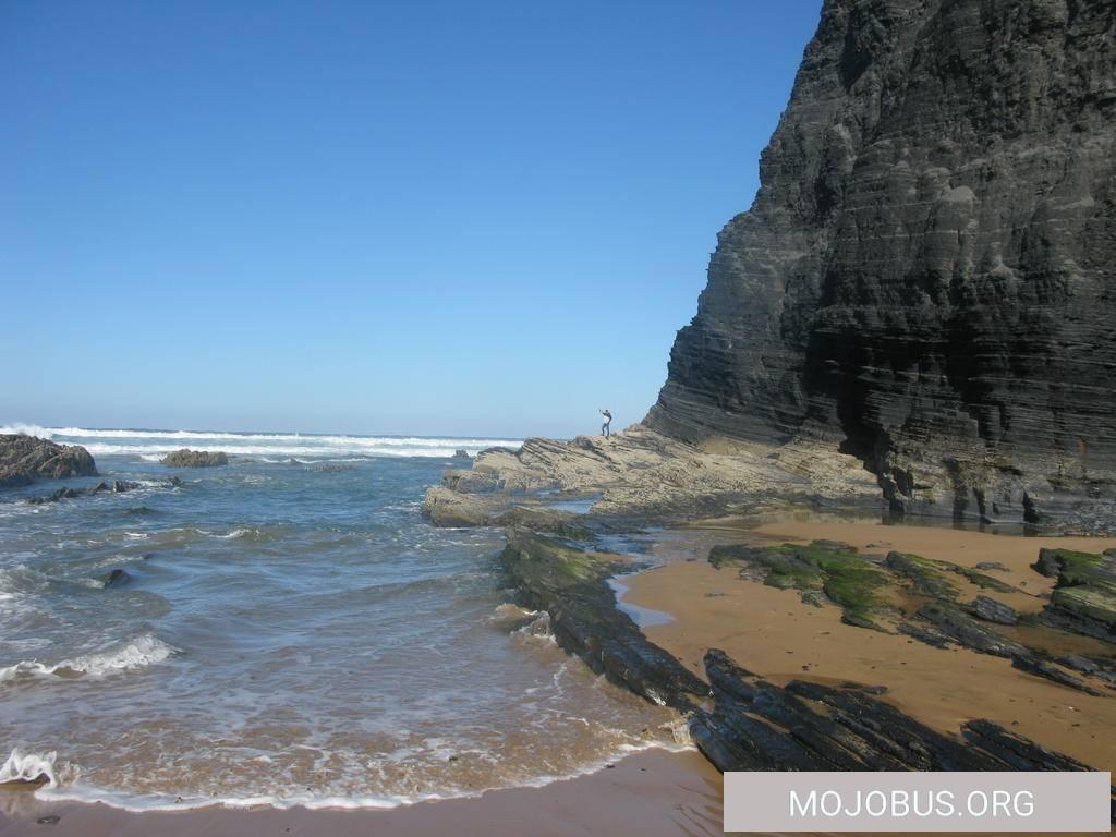 Praia da Cordoama, Frei Stehen am Strand der Westalgarve / Praia da Cordoama