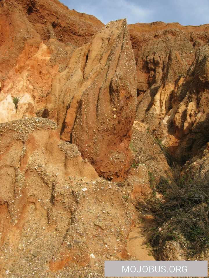 Auf Entdeckungsreise in die Welt der roten Erde