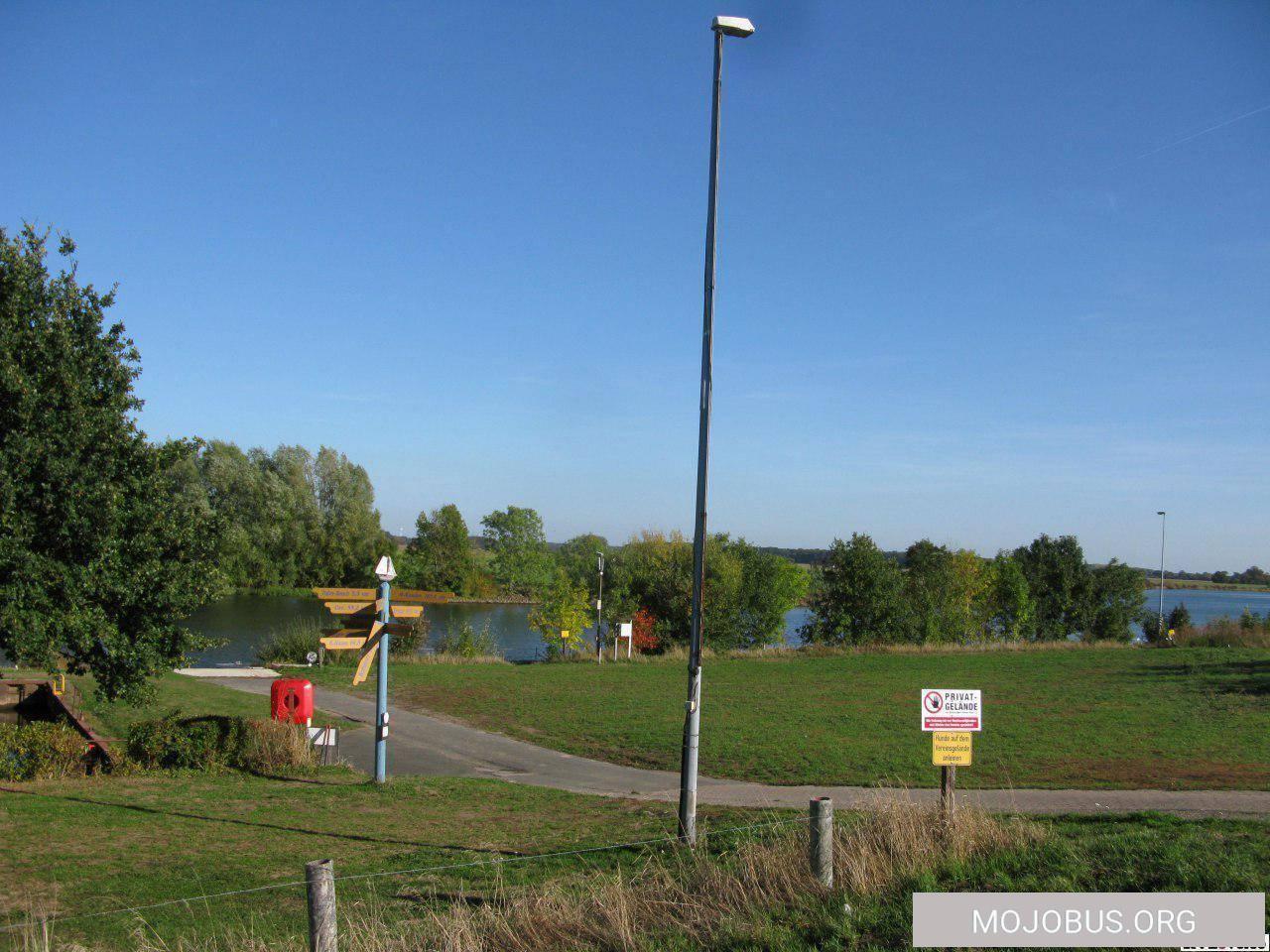 Raus aus dem Wohnmobil zum Abendspaziergang vor der großen Kälte
